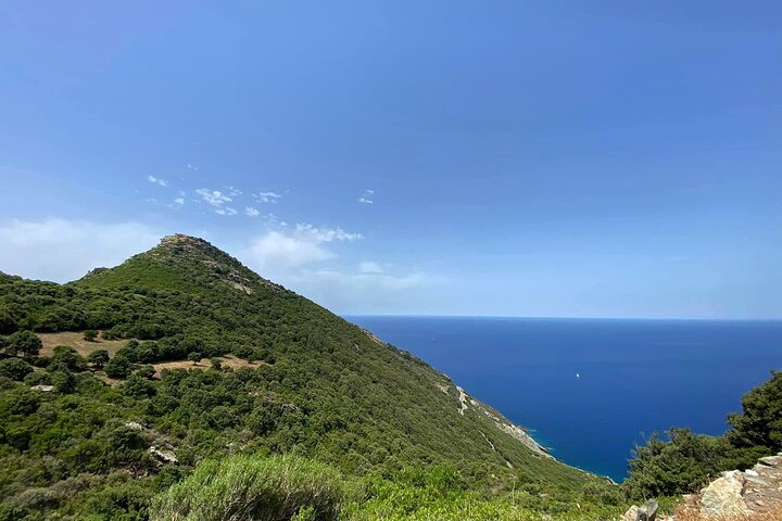 One-day minibus excursion in Cap Corse
