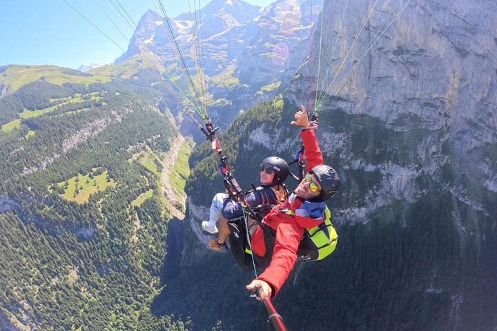Mürren Lauterbrunnen: Paragliding Panorama Tandem Flights