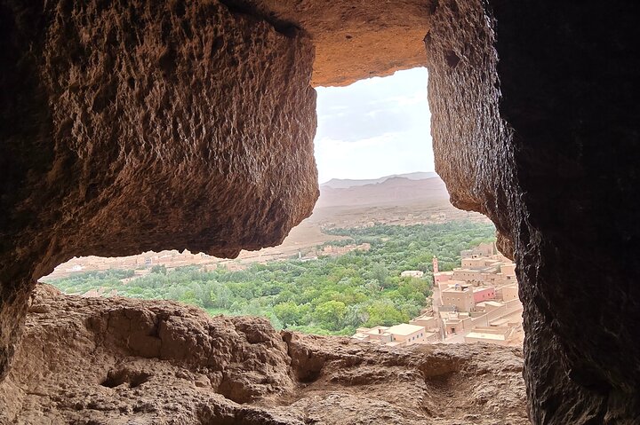 Hike & Overnight With Nomads Families