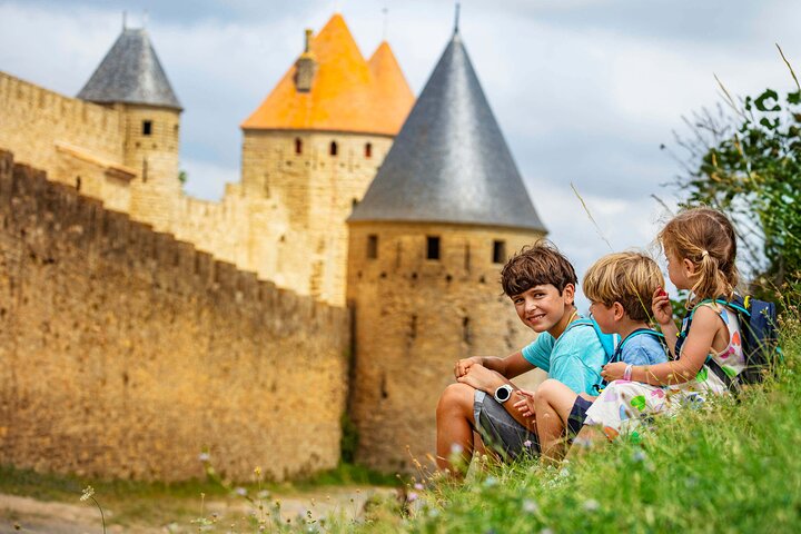 Carcassonne Walking Tour with Audioguide on Your Smartphone