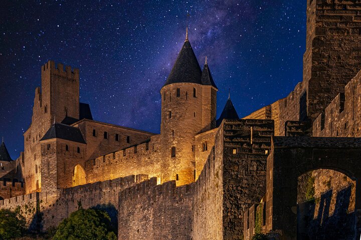 Carcassonne Walking Tour with Audioguide on Your Smartphone