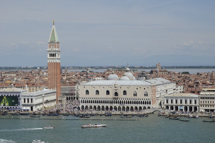 Day trip to Venice by ship with free bus transfer to port