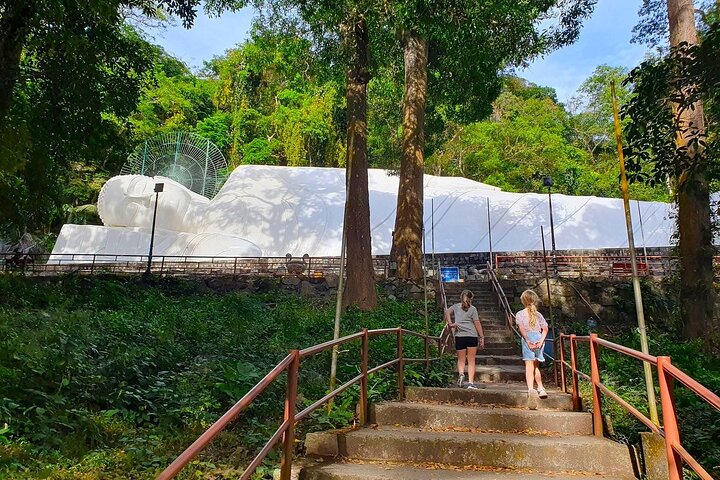 Mui Ne/Phan Thiet: Ta Cu Mountain with Cable Car & Lying Buddha