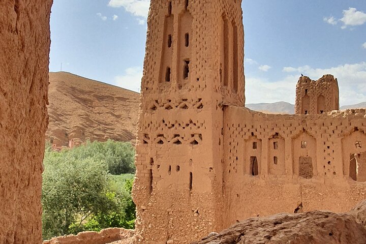 Dades Gorge - Roses Valley -1000 Kasbah ruins Trek