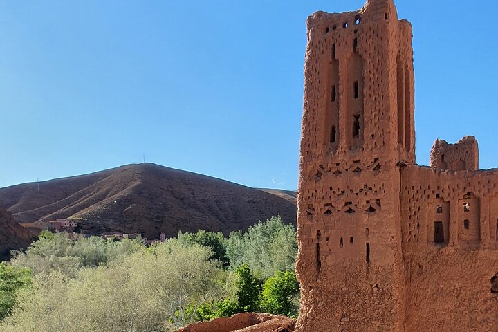 Dades Gorge - Roses Valley -1000 Kasbah ruins Trek
