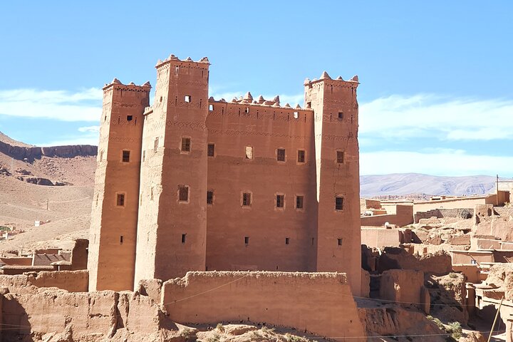 Dades Gorge - Roses Valley -1000 Kasbah ruins Trek