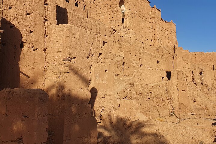 Dades Gorge - Roses Valley -1000 Kasbah ruins Trek