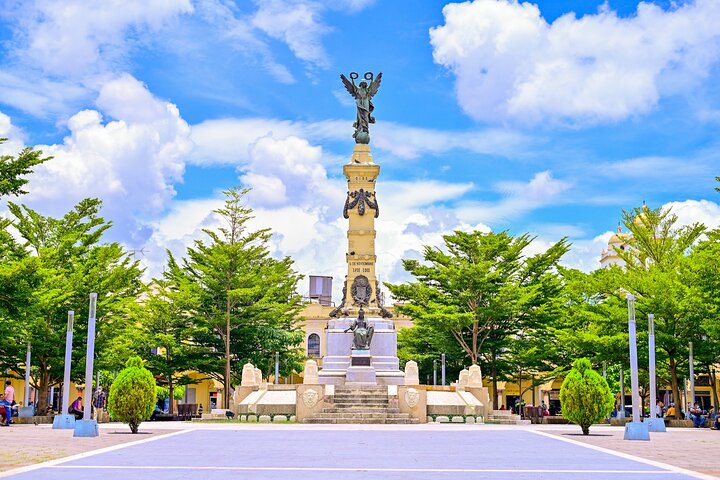 San Salvador Layover City Sightseeing Tour