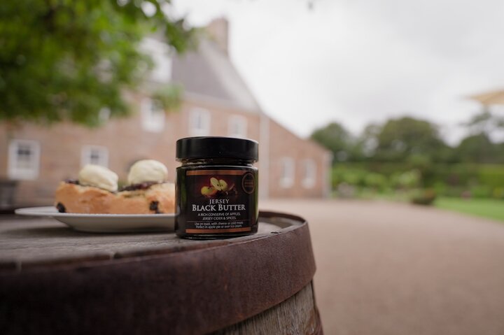 Tour and Tasting Experience