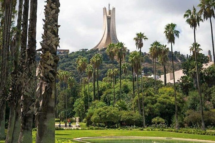Discover Algiers on a Private Tour – Casbah, downtown and more