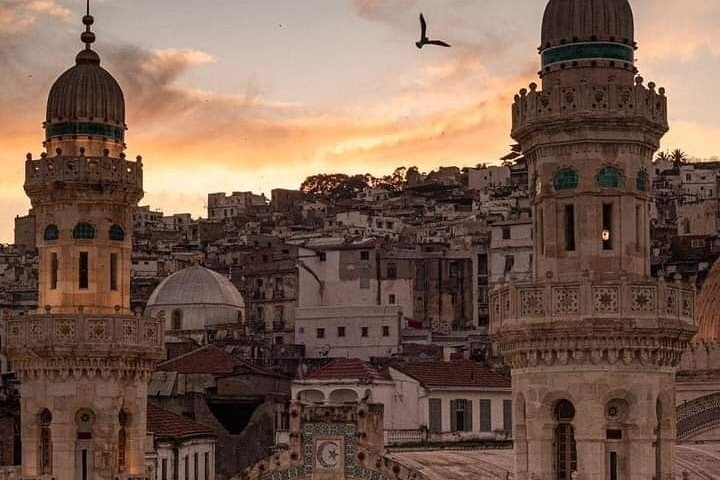 Discover Algiers on a Private Tour – Casbah, downtown and more