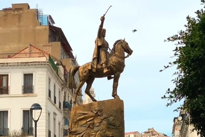 Discover Algiers on a Private Tour – Casbah, downtown and more