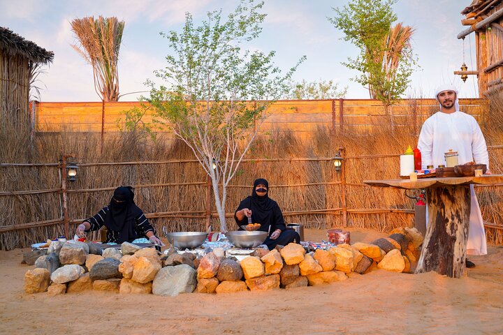 Dubai Premium Red Dunes Safari, Camels & 5* BBQ at Al Khayma Camp