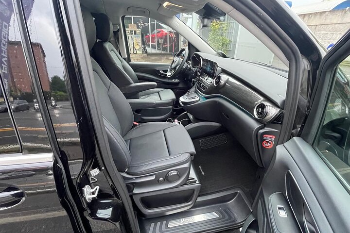 Luxury Private day Transfer from Malpensa Airport to Milan center