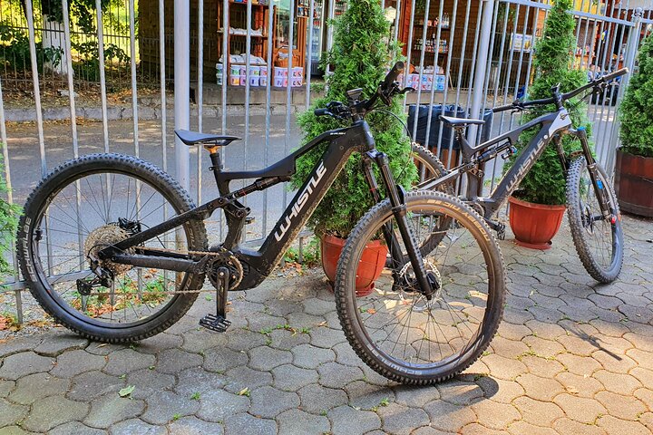 Sambata de Sus: E-Bike Guided Tours