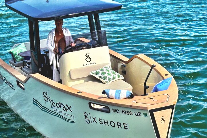Weekend Private Detroit Luxury Cruise