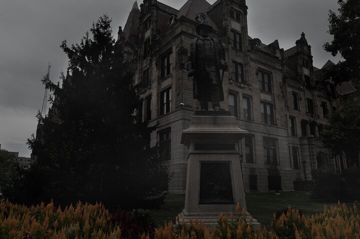 St Louis Ghost Tours: Sinister Sins & Shadows Ghost Tour