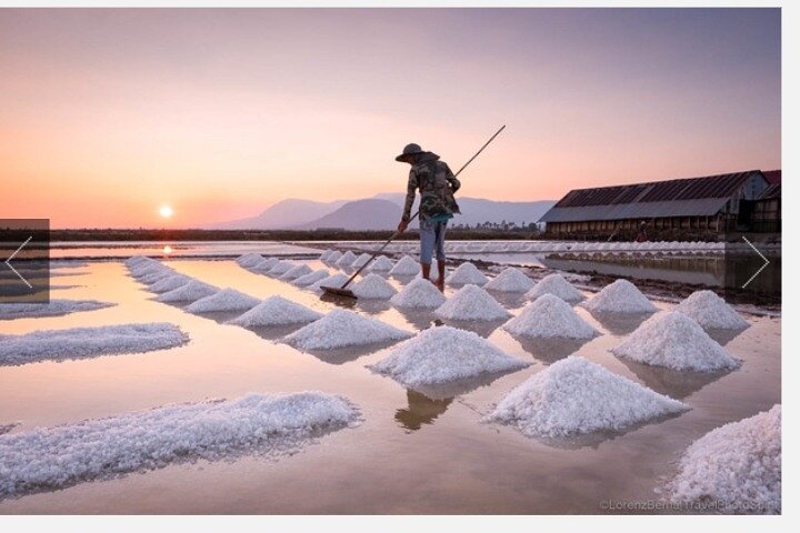 KAMPOT: Pepper farm. Cave. Secret Lake. Kep Crab market & Salt..