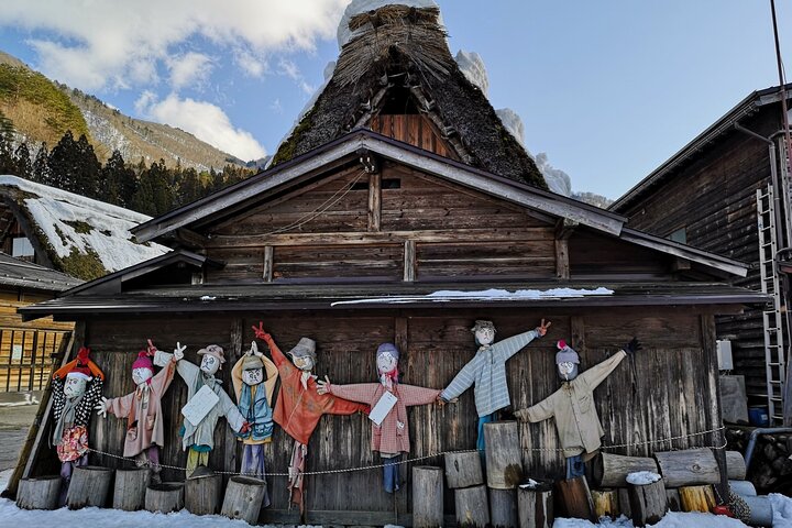 World Heritage Shirakawa-go Perfect Guided Tour from Kanazawa