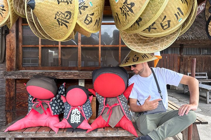 World Heritage Shirakawa-go Perfect Guided Tour from Kanazawa
