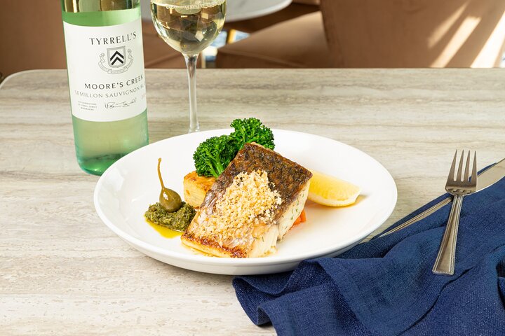 Sydney Harbour 3-Course Early Dinner Cruise from Darling Harbour