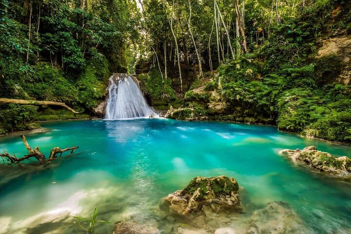 Jamaica Blue Hole, Konoko Falls, River Tubing and Riding Horse
