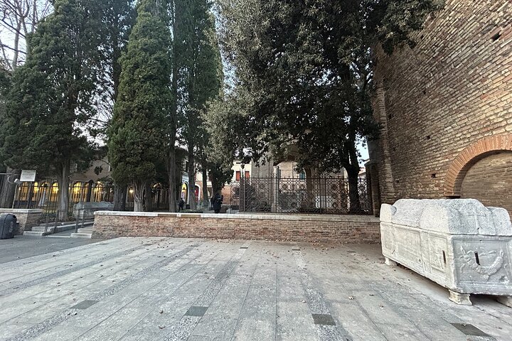 Ravenna: Mosaics and Highlights Guided Tour with Admission Ticket