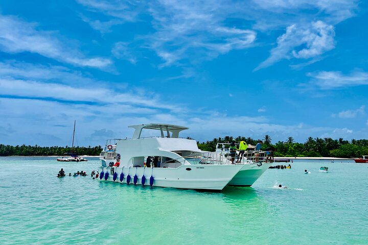 Private Catamaran Cruise with Slide & unlimited drinks