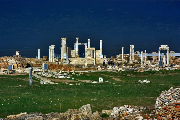 Semi-Private Tour to Pamukkale, Hierapolis, Laodicea with Lunch