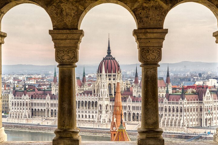 from Bratislava: Budapest Guided One Day Trip