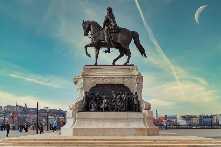from Bratislava: Budapest Guided One Day Trip