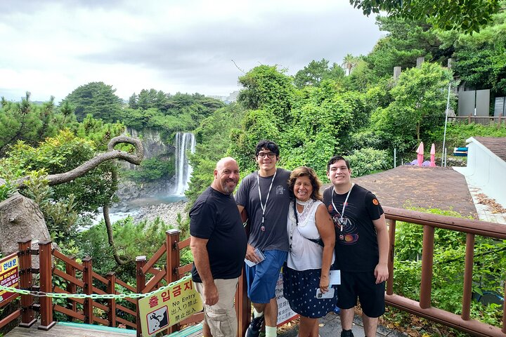 Private Half Day South and West Tour in Jeju Island
