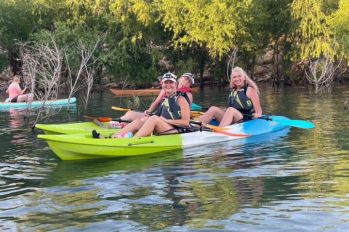 Kayak/SUP Tour: Birds, Beavers, Turtles, maybe even Cliff Jumping