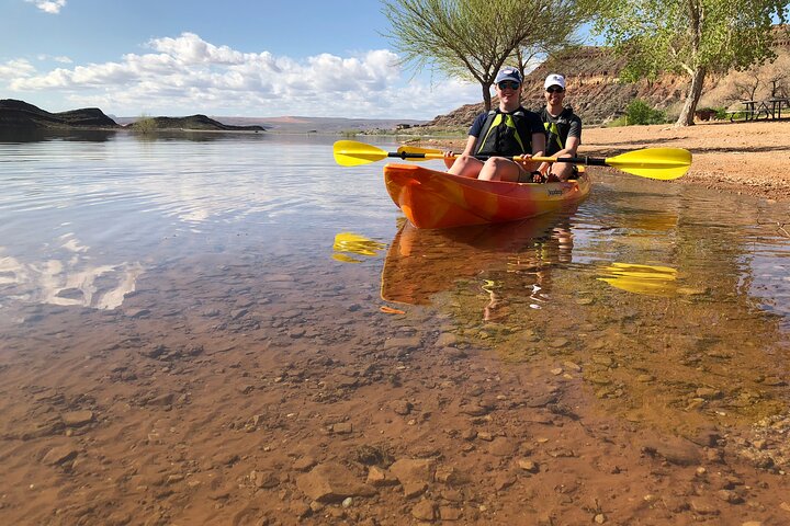 Kayak/SUP Tour: Birds, Beavers, Turtles, maybe even Cliff Jumping
