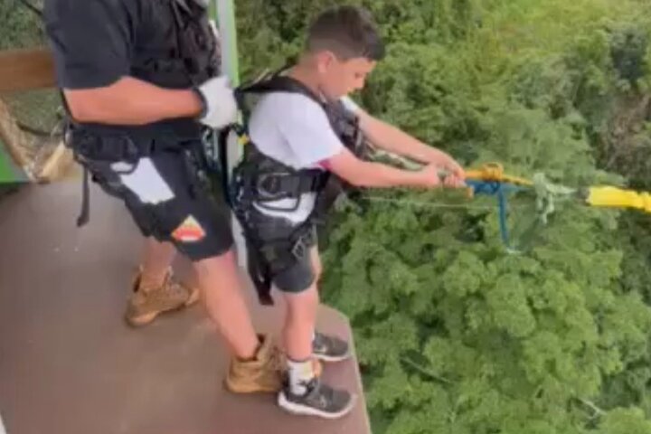 Vanuatu Jungle Zipline, Swing and Skybridge Combo with Transfer