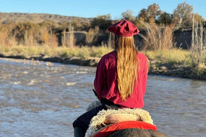 Horseback riding and lodging in Mendoza