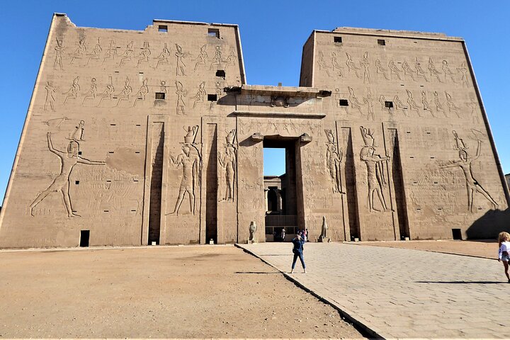 3 Days and 2 Nights Nile Cruise from Aswan to Luxor