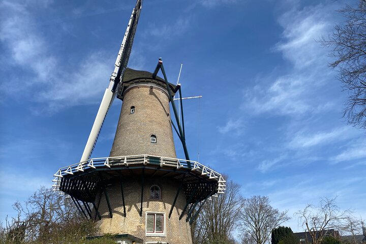 Escape The City: Alkmaar City Walking Tour with Puzzles