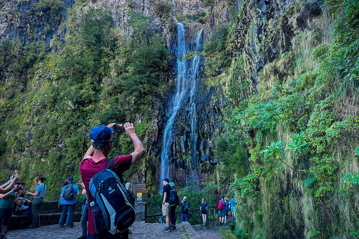 25 Fountains Levada: Hiking Tour in Madeira Rabaçal Valley (PR6)