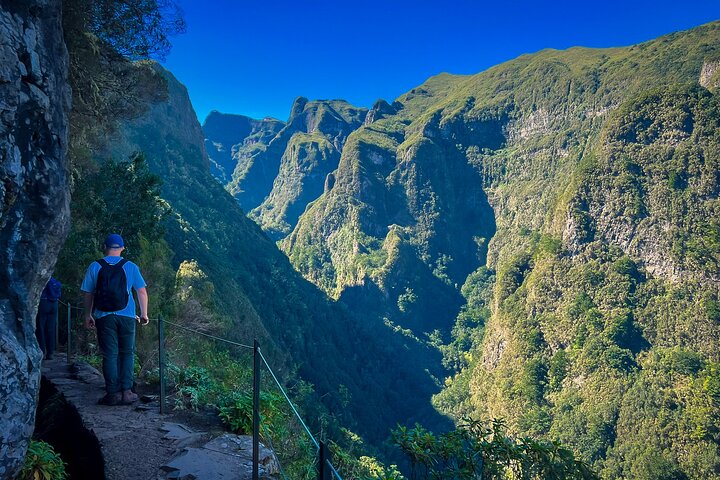 Caldeirão Verde Levada (PR 9) - Guided Madeira Levada Walk
