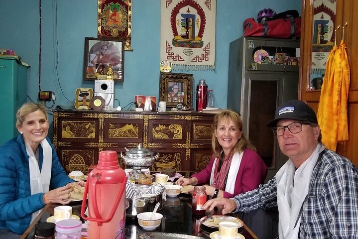 Full-Day Tibetan Cultural Tour to Tibetan Settlements Pokhara