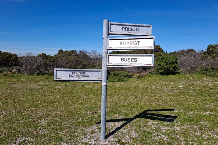 Robben Island Ferry Ticket &Guided Prison Tour with Pick-up& back