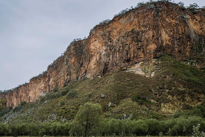 Day Tour to Hells Gate National Park