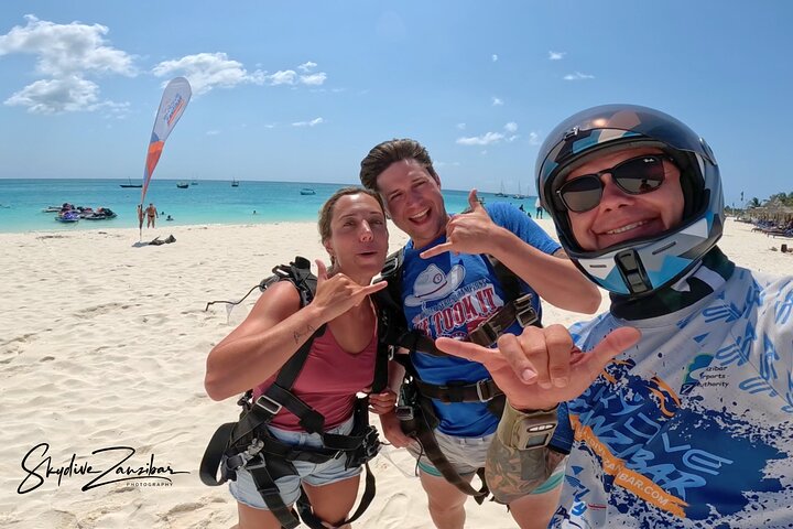 Skydive Zanzibar | Tandem Skydive