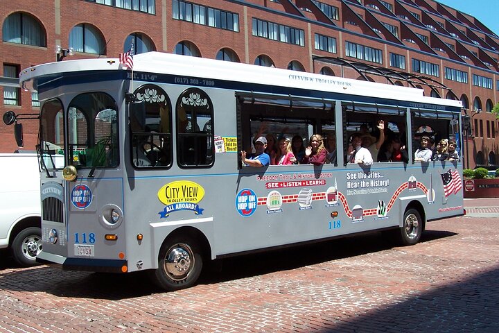 80-Minutes NON-STOP Trolley of Historic Boston and Freedom Trail
