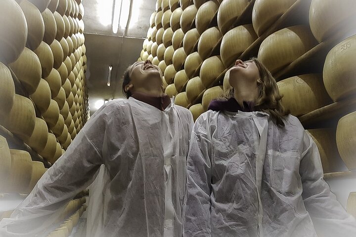 Secrets of Parmigiano Reggiano and Balsamic Vinegar