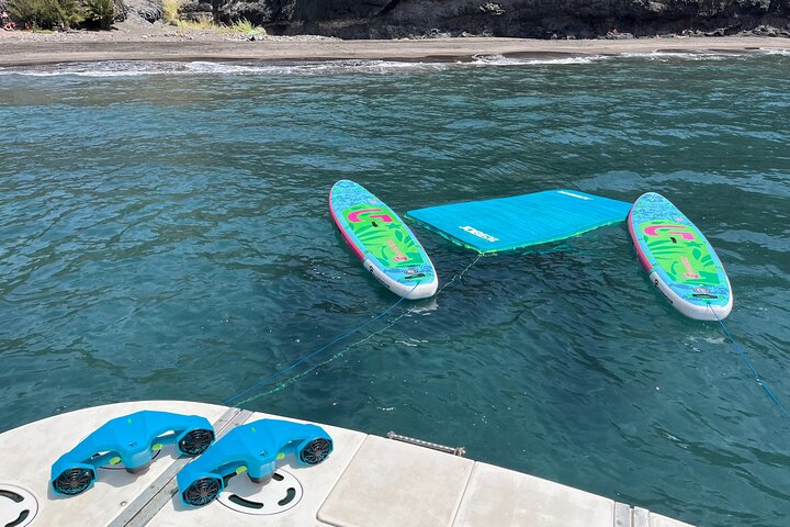 Shared Yacht Tour with Drinks Lunch and Snorkeling