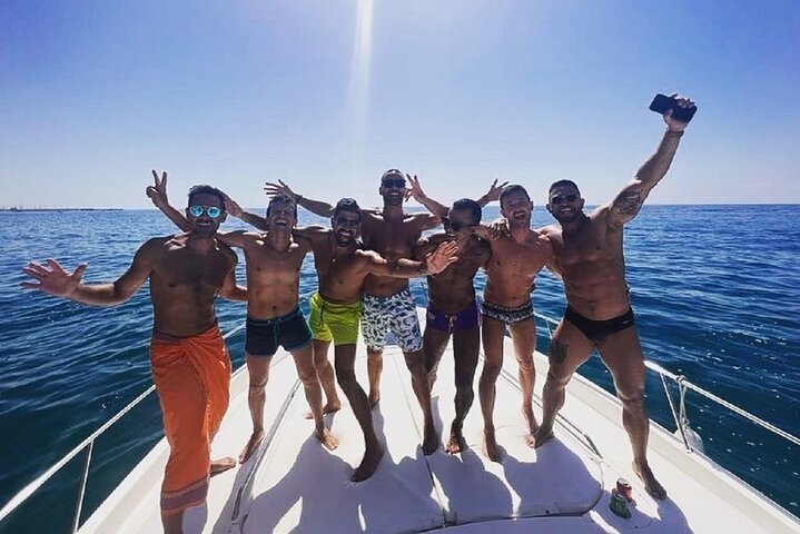 Shared Yacht Tour with Drinks Lunch and Snorkeling