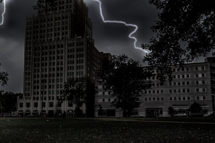 St Louis Ghost Tours: Sinister Sins & Shadows Ghost Tour
