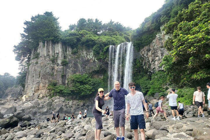 Private Day Tour in South and West in Jeju Island